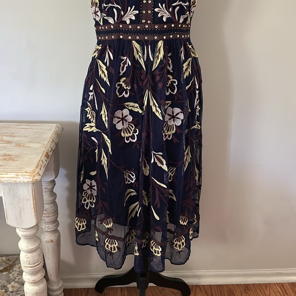 Anthropologie Moulinette Soeurs Embroidered Alicante Midi Dress Women's size 6 - Picture 5 of 11